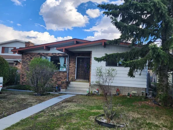 8715 41st Ave NW, Edmonton, AB T6K 1G8