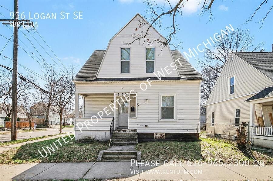 1st image of 956 Logan St SE