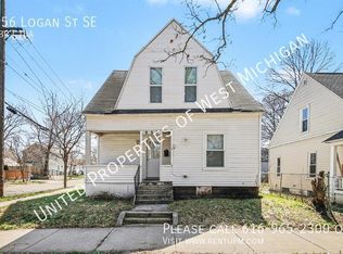 956 Logan St SE, Grand Rapids, MI 49506