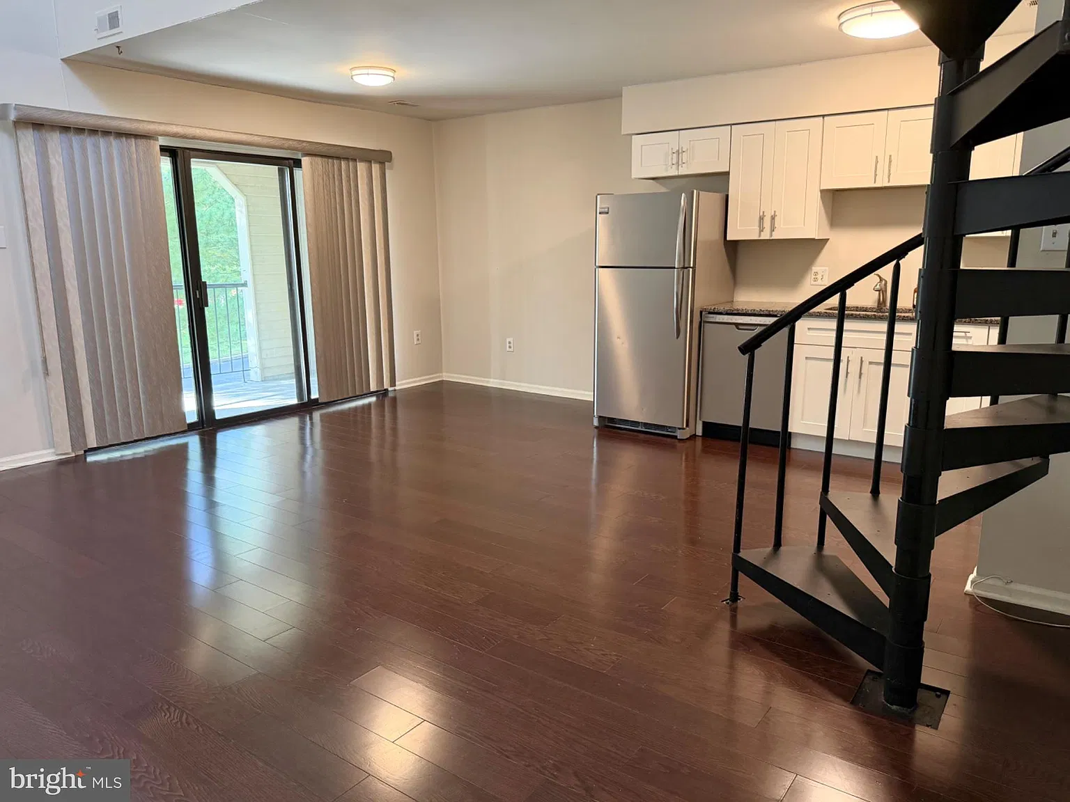 2 bed, 2.0 bath, 1112 sqft, $2,400 — Photo 4