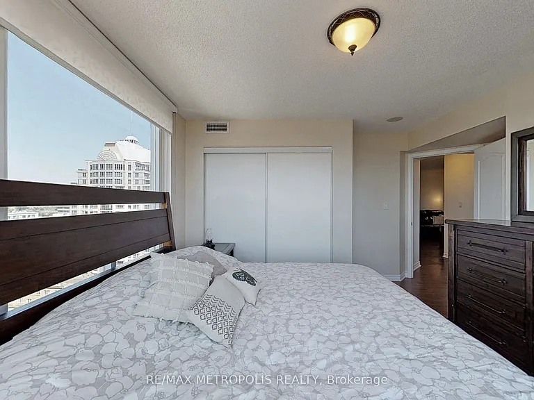 3 Rean Dr #1312 — Photo 19