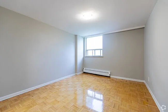 14 Carluke Cres — Photo 8