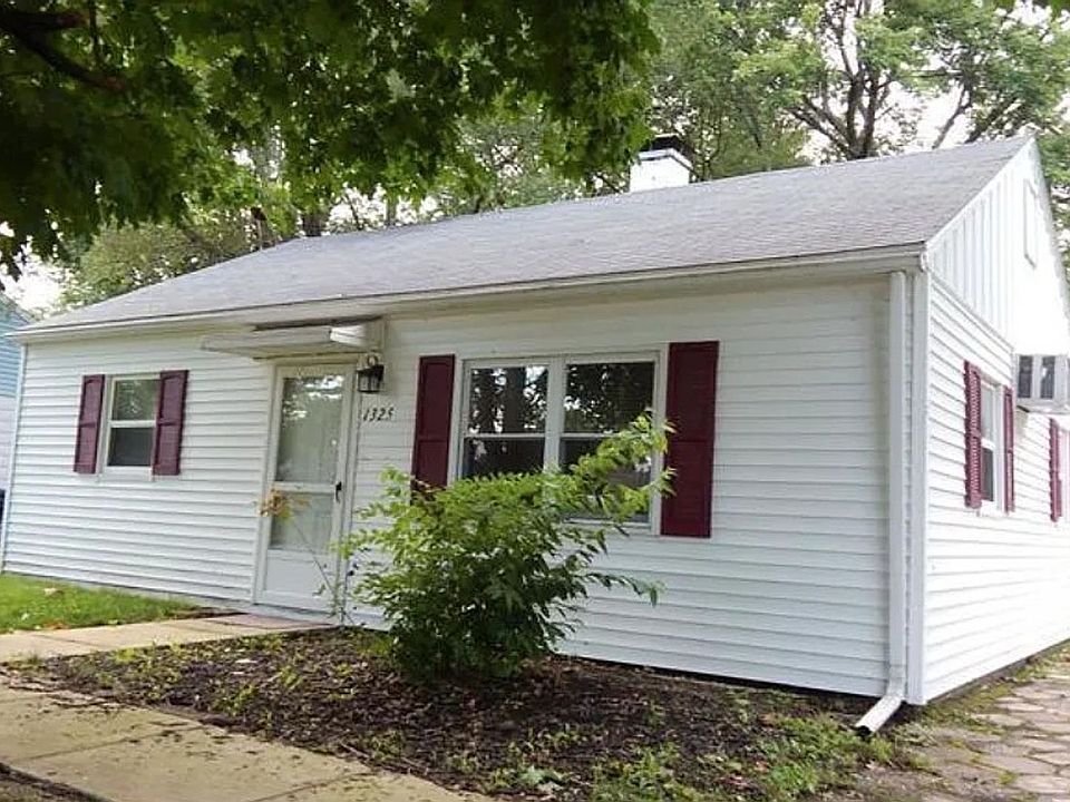 1st image of 1324 Fairlawn Dr