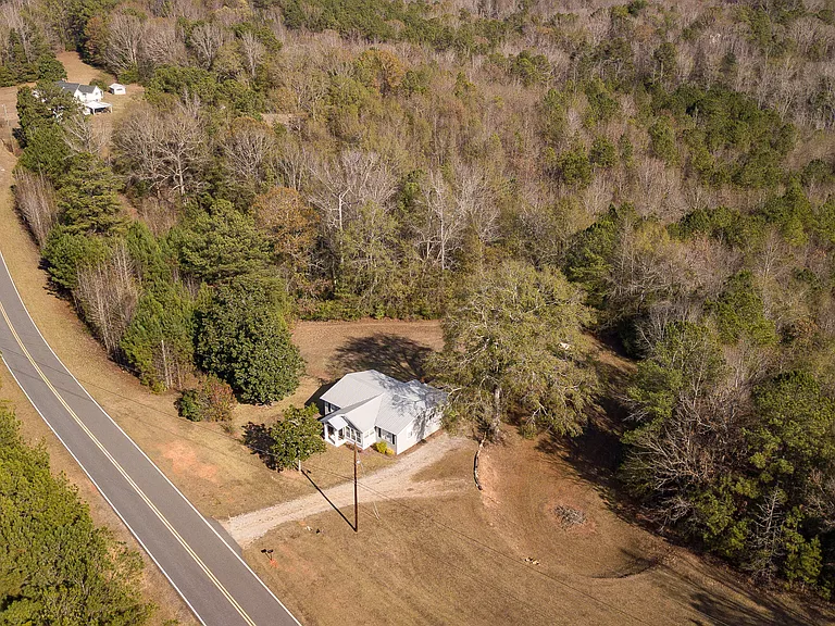 161 Calhoun Rd — Photo 48
