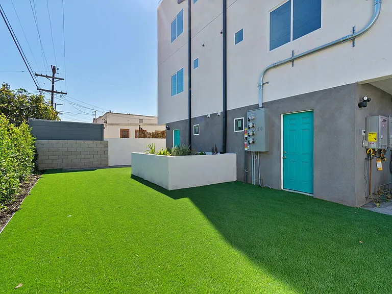 2638 Virginia Rd — Photo 22