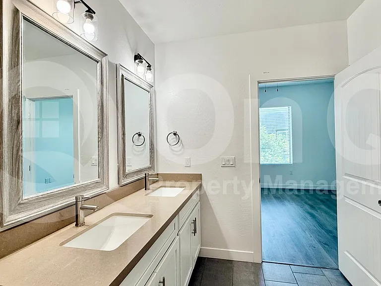 9160 N 67th Ave #224 — Photo 13