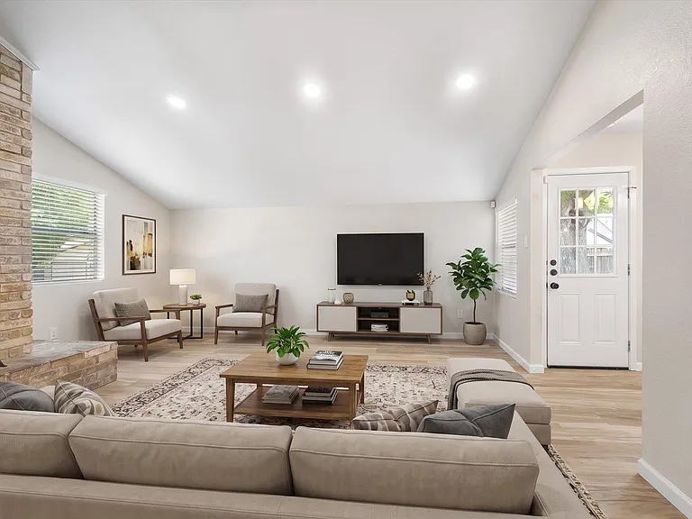 10300 E Rutland Vlg — Photo 1