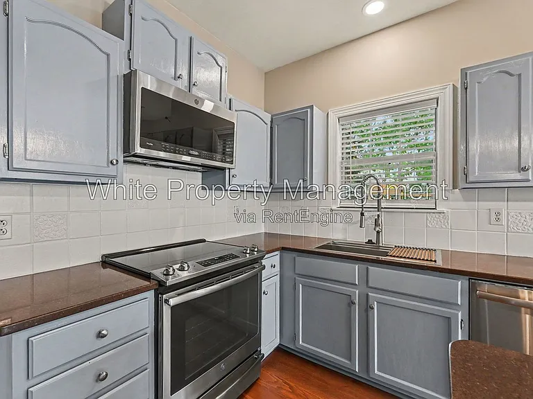 9201 Hanworth Trace Dr — Photo 8