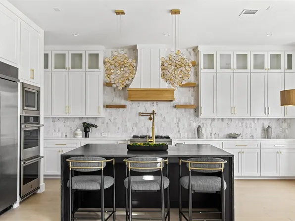 9974 Witham St, Dallas, TX 75220