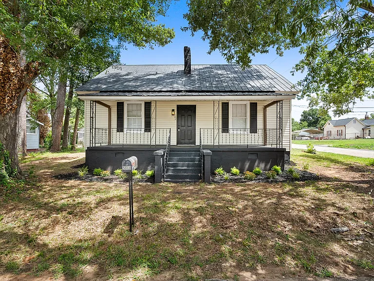 503 Hayes St — Photo 16