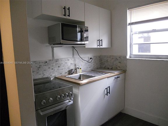 4th image of 1043 NW 2nd St APT 9