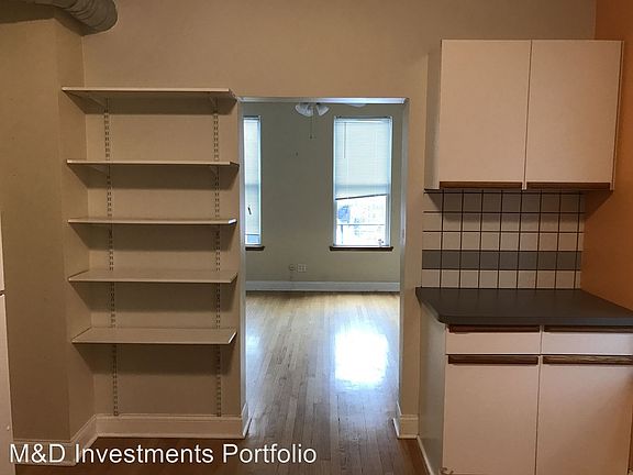 3rd image of 2029 N Damen Ave APT 3R