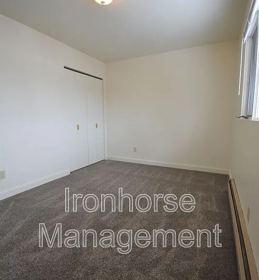 801 W Villard St #37 — Photo 13