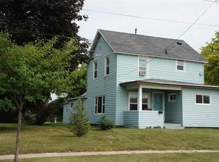 618 4th St, Menasha, WI 54952