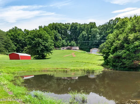 725 Old Flynns Cove Rd, Crossville, TN 38572