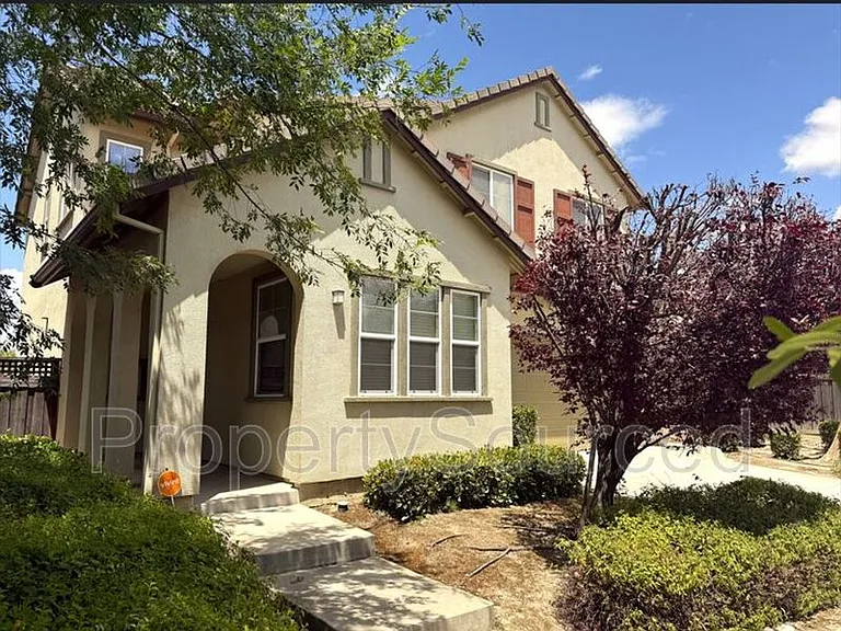 18517 Admiral Way — Photo 3