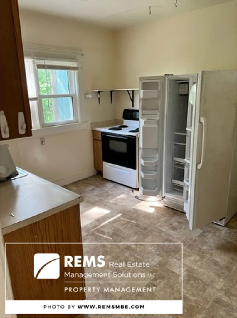 627 North Park Street — Photo 2