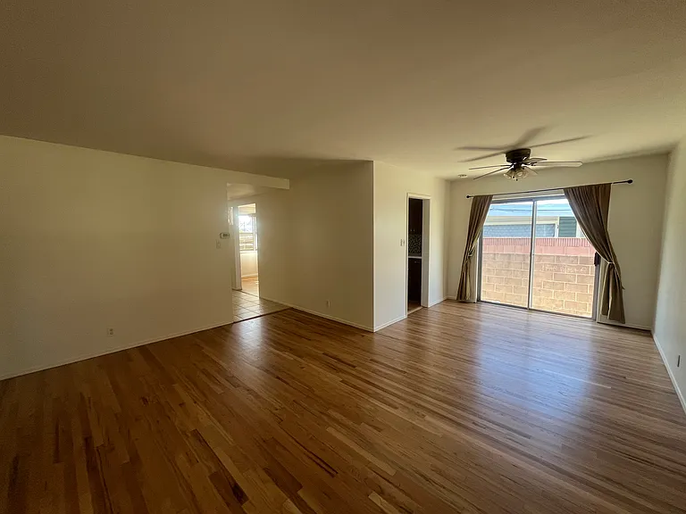 15608 Gerkin Ave — Photo 2