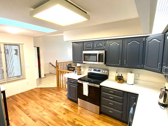 2nd image of 1277 Black Oaks Ct N
