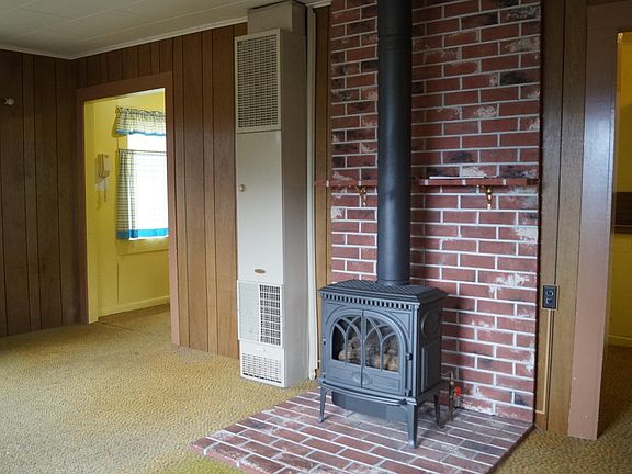 5th image of 2634 NW Lee Ave