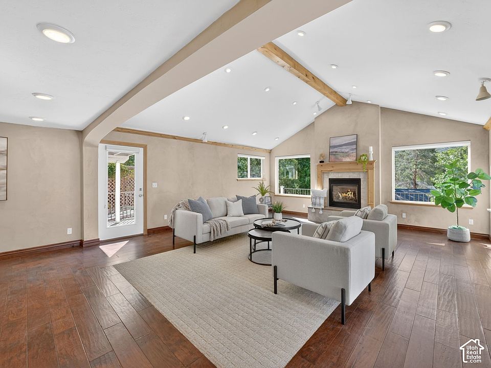 1st image of 3006 Indian Hills Dr