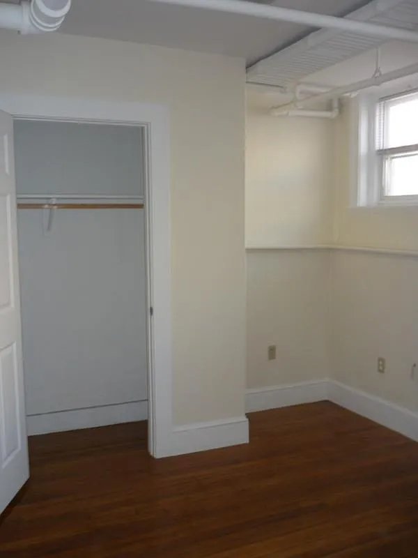 Building Photo - 241 Freeman St #B