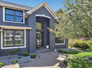 7319 Fawn Hill Rd, Chanhassen, MN 55317