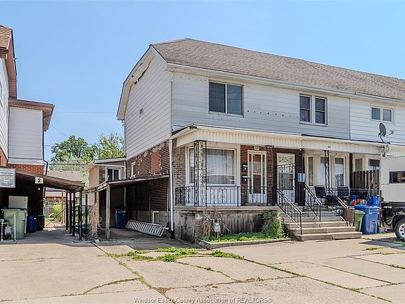 3rd image of 1124 Mercer St