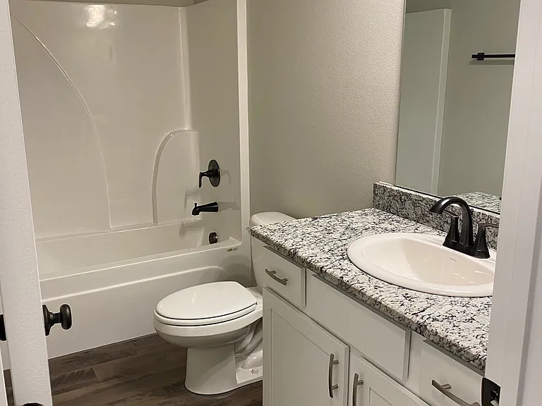 39050 Fairfield Dr — Photo 2