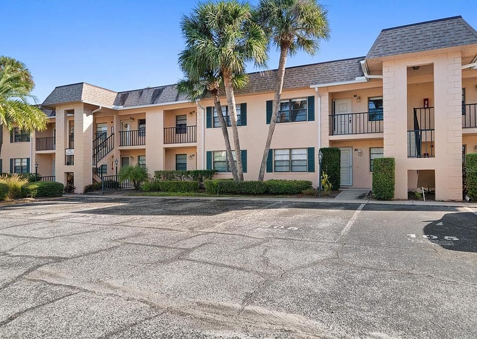 1st image of 100 GRAND BOULEVARD #205