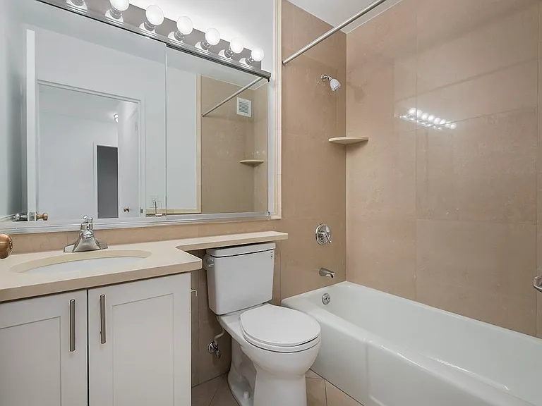 211 W 56th St #G28 — Photo 10