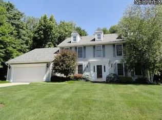 3451 Hunters Xing, Stow, OH 44224