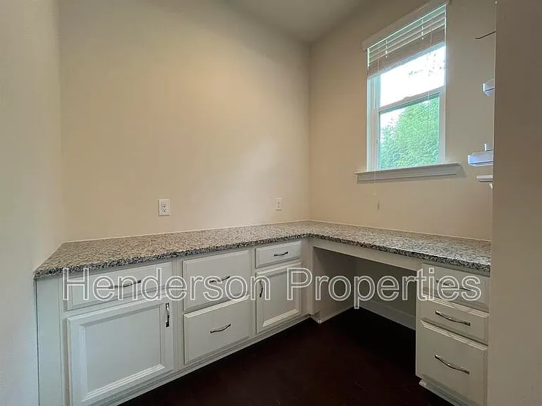 12013 Gil Wylie Trce — Photo 8