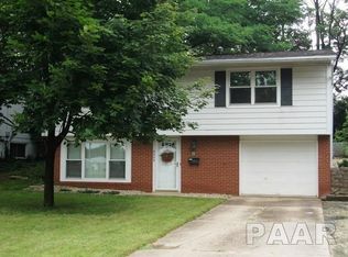 6004 N Hamilton Rd, Peoria, IL 61614