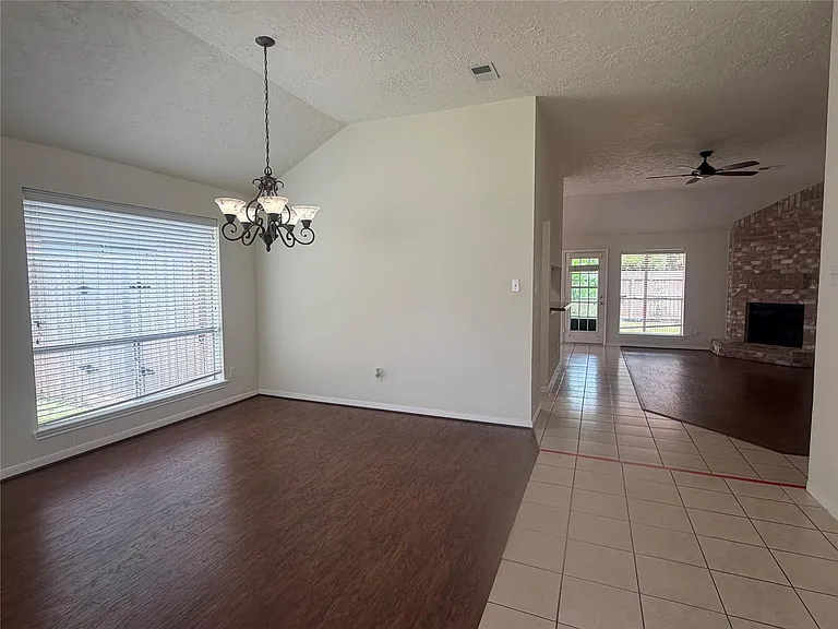 3806 Carya Cir — Photo 5