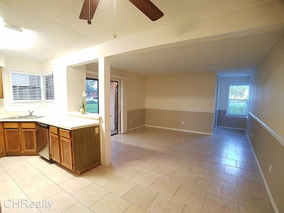 4th image of 2942 Antique Oaks Cir APT 85
