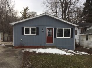 165 E Grand Ave, Fox Lake, IL 60020