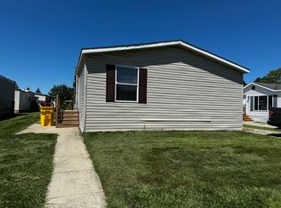 46317 Abbey Dr #441, Macomb, MI 48044