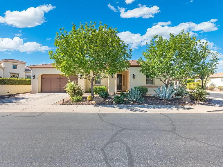 1684 E Elysian Pass — Photo 1