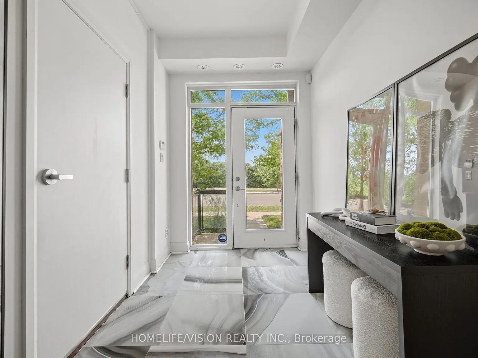 4 bed, $4,975 — Photo 4