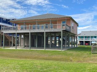 3322 Prides Way, Crystal Beach, TX 77650