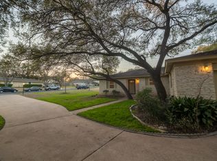1008 Rebbeca Dr, Austin, TX 78758