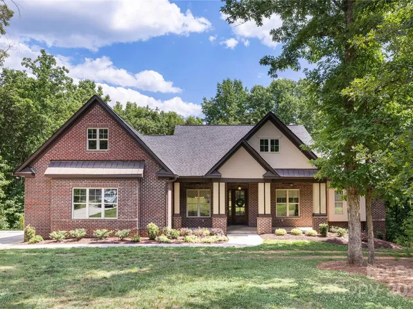 3808 Bounty Ct, Matthews, NC 28104