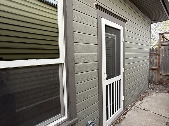5th image of 308 E Callender St