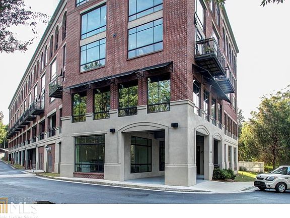 2nd image of 319 Atlanta St SE Unit 1/304