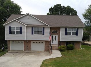 211 Eads St, Chattanooga, TN 37412