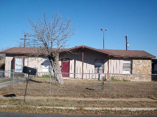 1st image of 411 Lanier Blvd