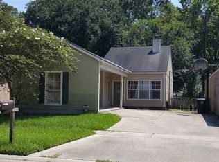 263 Meadow Bend Dr, Baton Rouge, LA 70820