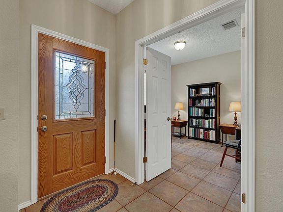 4th image of 6661 Ruxton Ln