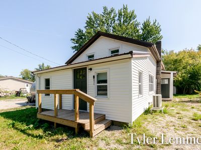 912 S Ravenna Rd, Ravenna, MI, 49451